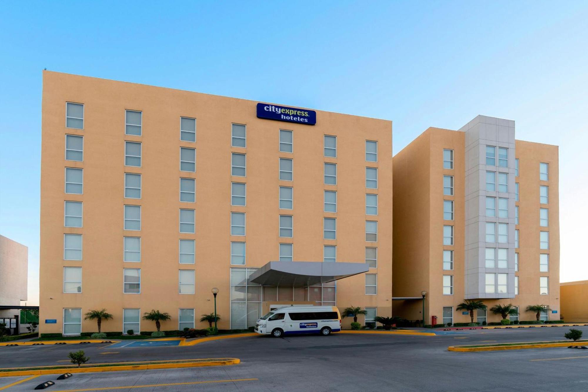 City Express By Marriott Aguascalientes Sur Exterior foto